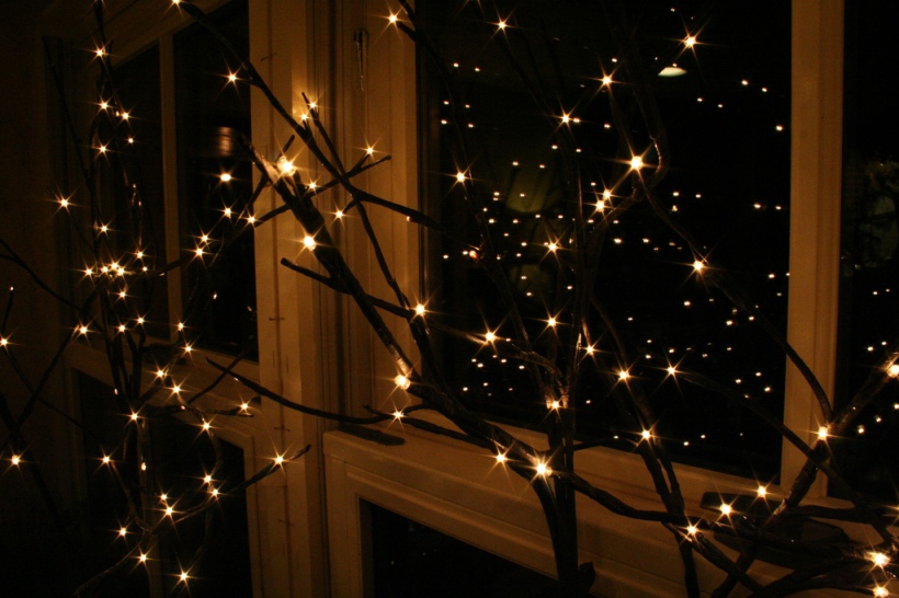 christmas-lights-window-winter-Favim.com-277574